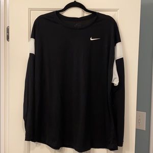 Nike long sleeved tee shirt